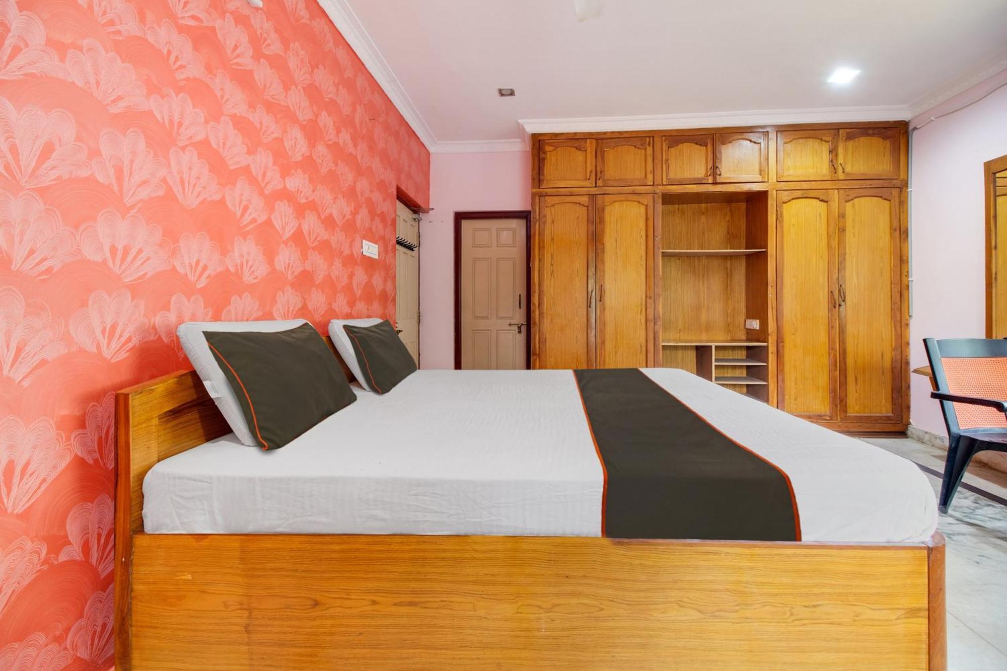 Hotel Collection O Palm Exotica Visakhapatnam Esterno foto